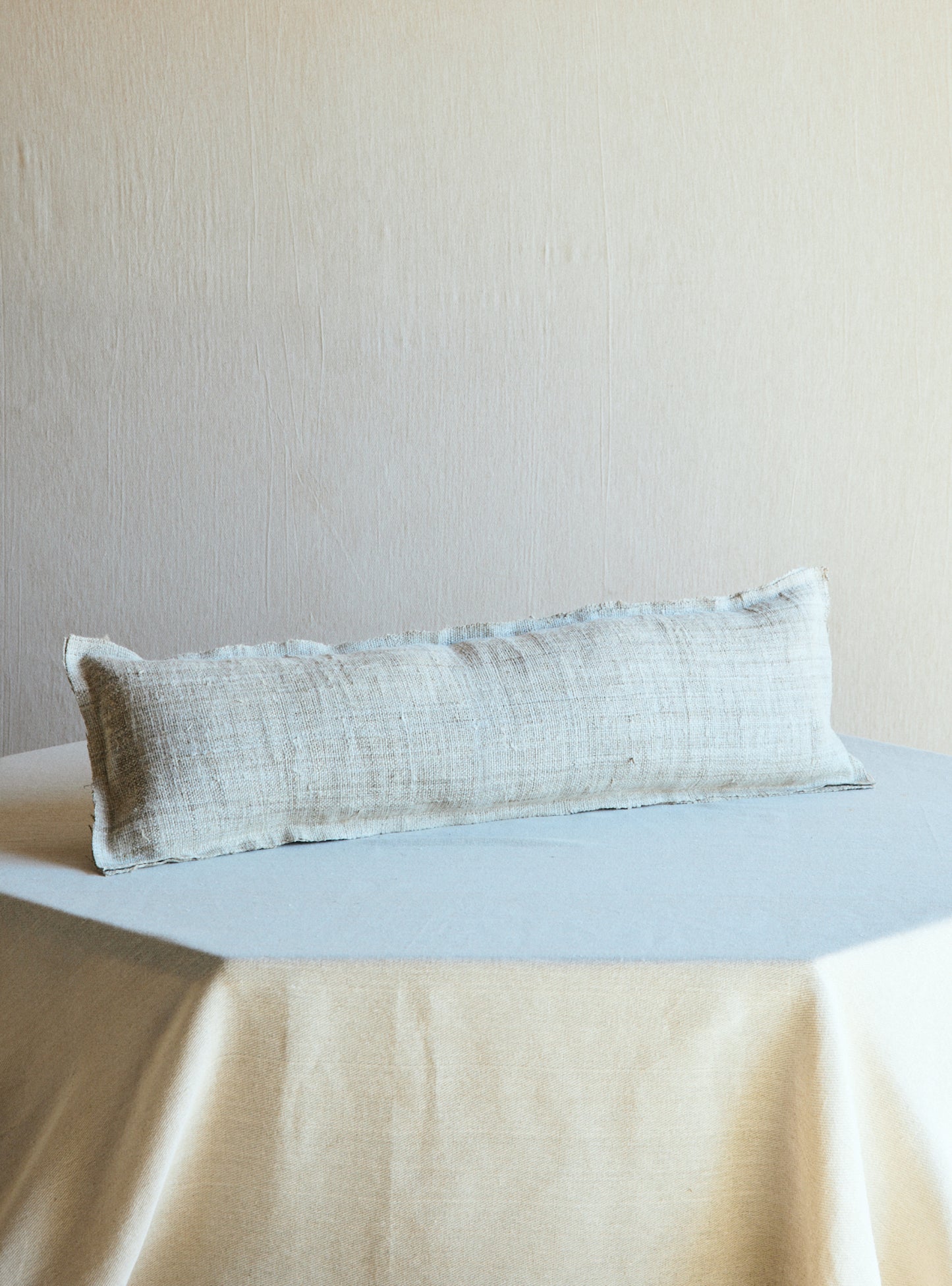 Vol. 212 HEMP CUSHION I