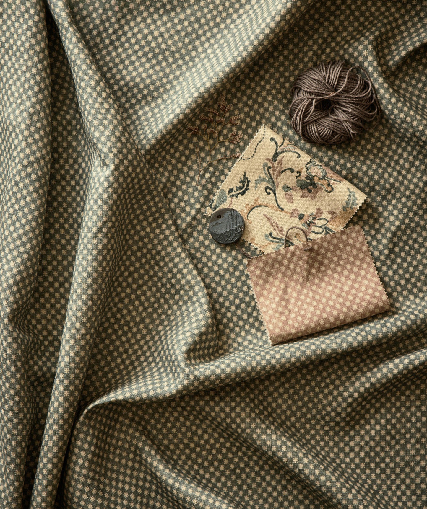 THE TEXTILE COLLECTION